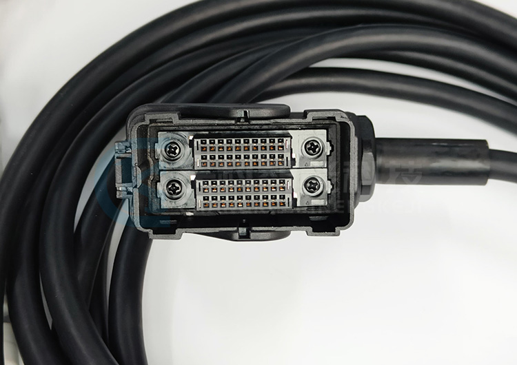 川崎機(jī)器人示教器線纜50979-0360L05 川崎機(jī)器人示教器線纜50979-0360L05